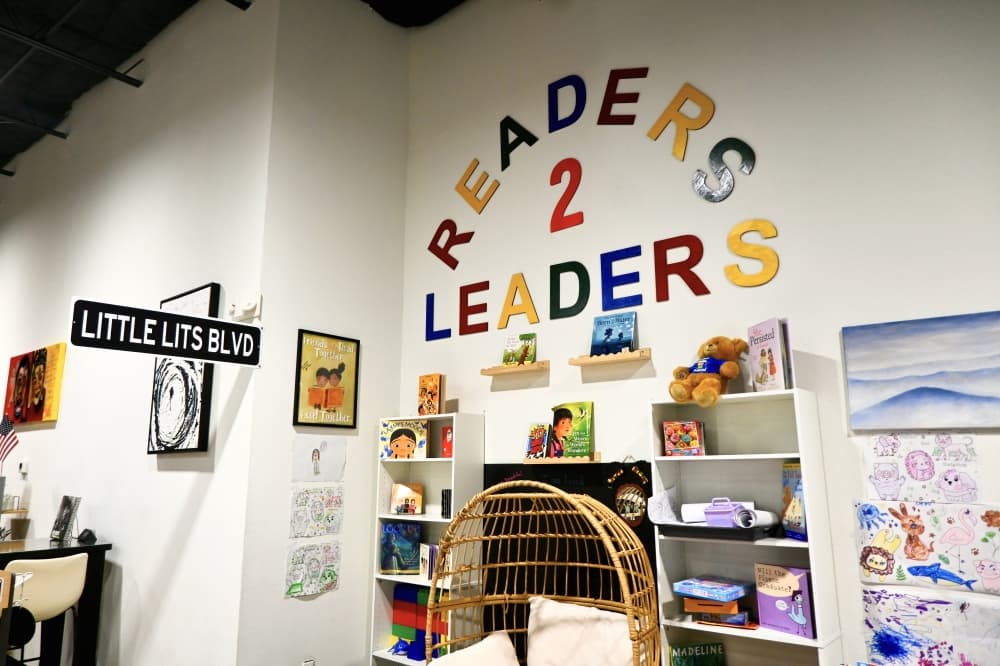 Lit Java hosts children's story times and crafts throughout the summer. (Roo Moody/Community Impact)