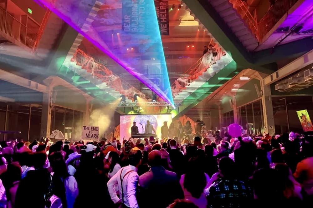 80's Halloween Party at The Barn, Día de los Muertos; 10 events to attend in the Greater Houston area this weekend, Oct. 31- Nov. 2