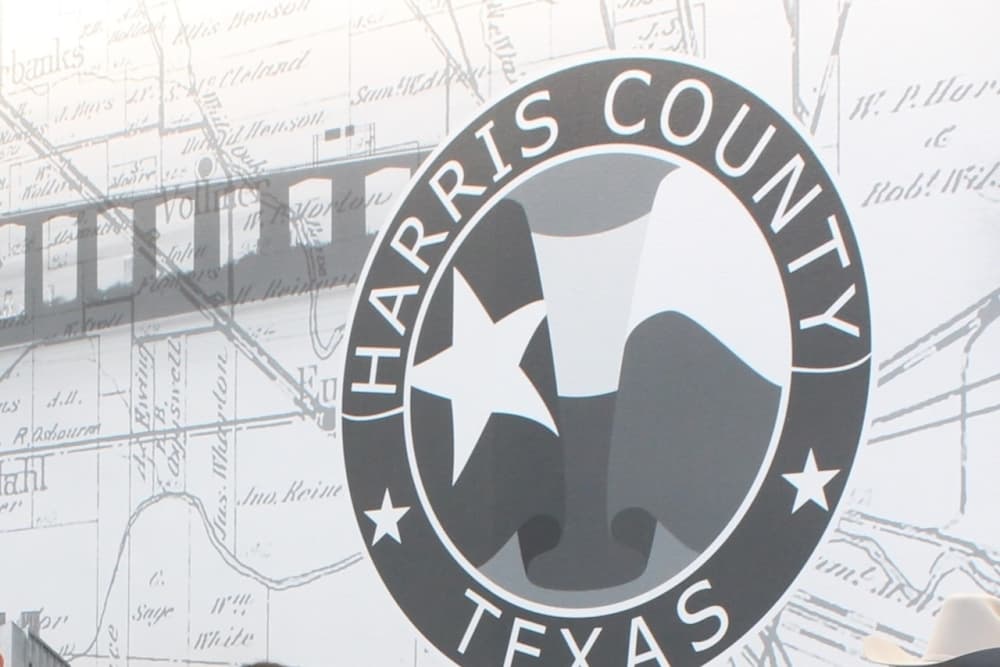 PREVIEW: Harris County commissioners to discuss panhandling regulations, pay equity study results