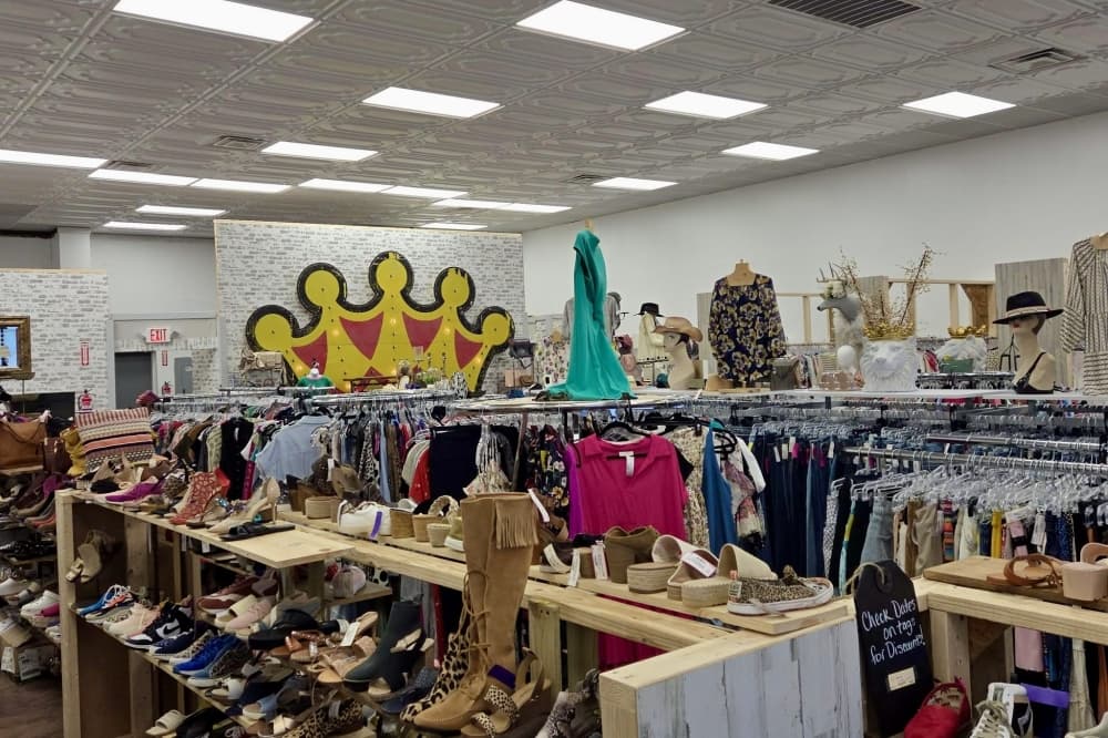 Consignment shop Elite Repeat relocates in Montgomery 