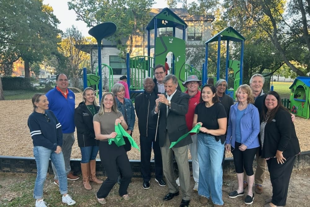 New play structure at Bellaire's Lafayette Park now open