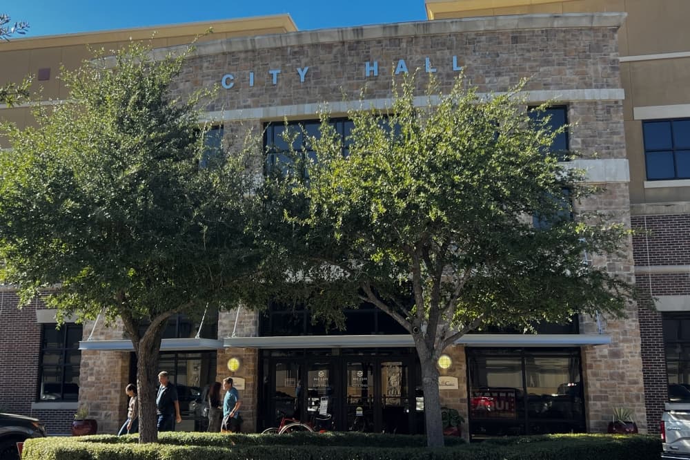 Voters approve new Bee Cave library but vote down funding, unofficial results show