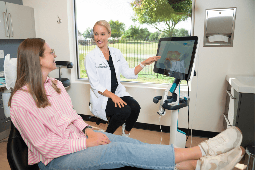 Austin dentist shows patient dental scan