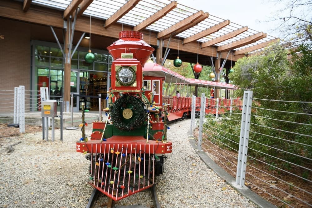 Zoo Lights, Ice Village: Six holiday events to attend throughout December