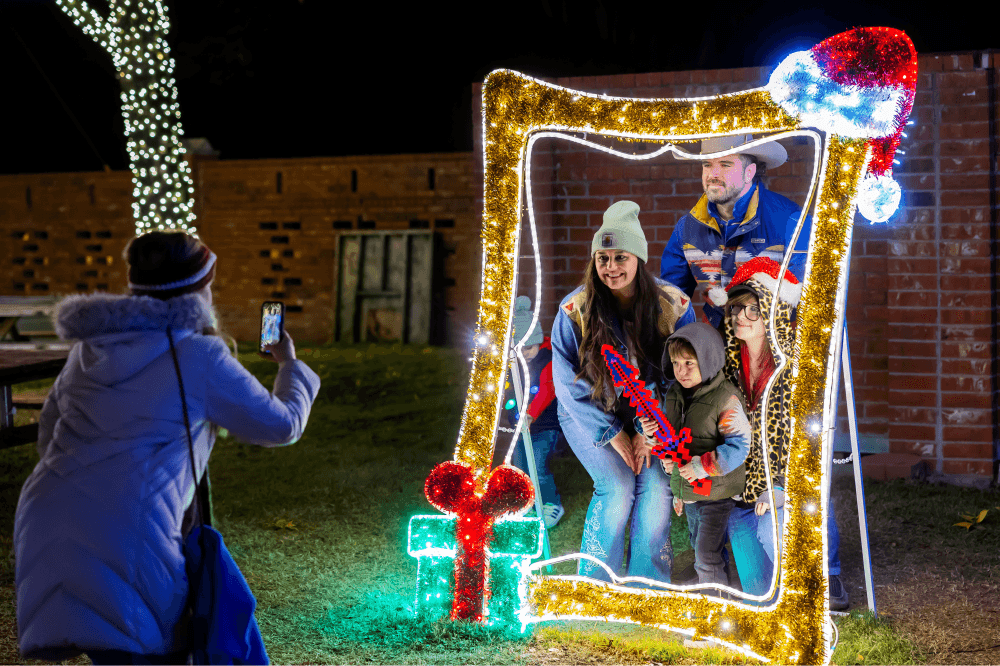 Experience the magic of the season at Heritage Farmstead: Make holiday memories with Lights on the Farm