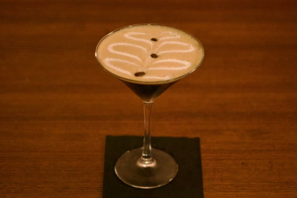The espresso martini ($16) is made with Hanson espresso vodka, doughball cookie dough, coffee simple, espresso, Licor 43 and sweet cream. (Adam Doe/Community Impact)