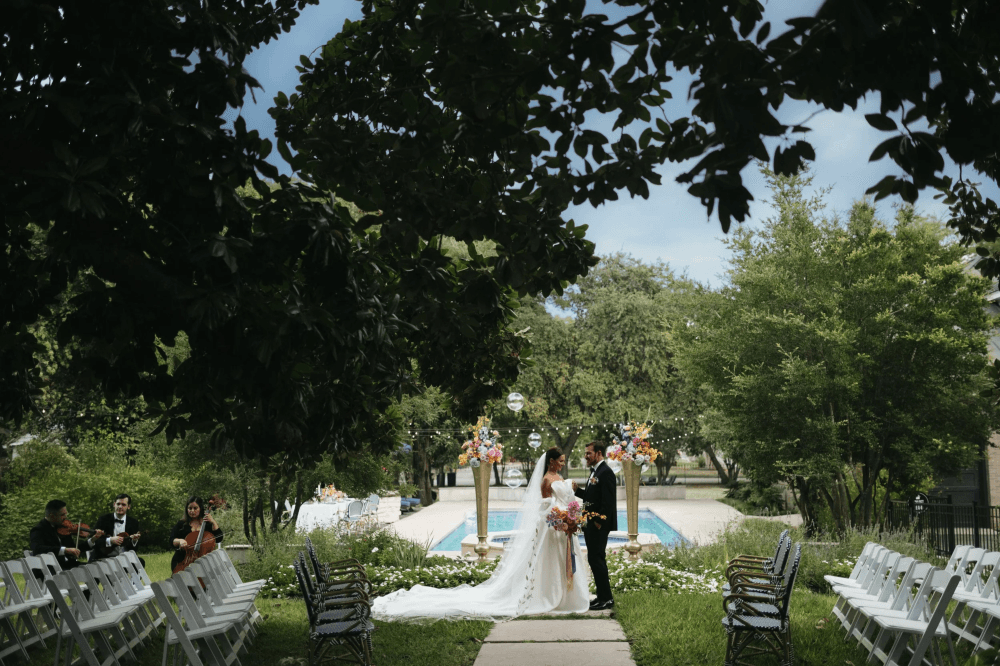 Historic hotel breathes life into New Braunfels’ past: Inside the wedding, travel destination everyone raves about