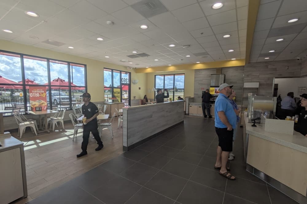 Bojangles soft opens in League City