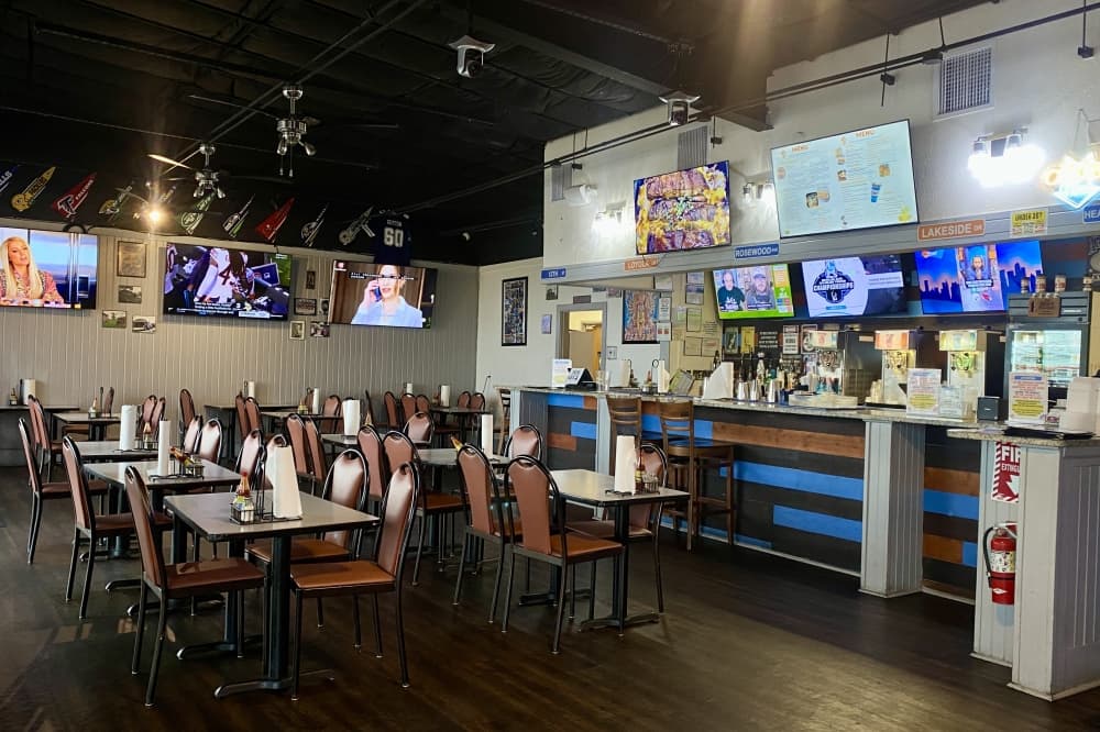 The resturant hosts weekly events including adult-only karaoke every Thursday and family-friendly game night every Friday. (Katlynn/Community Impact)