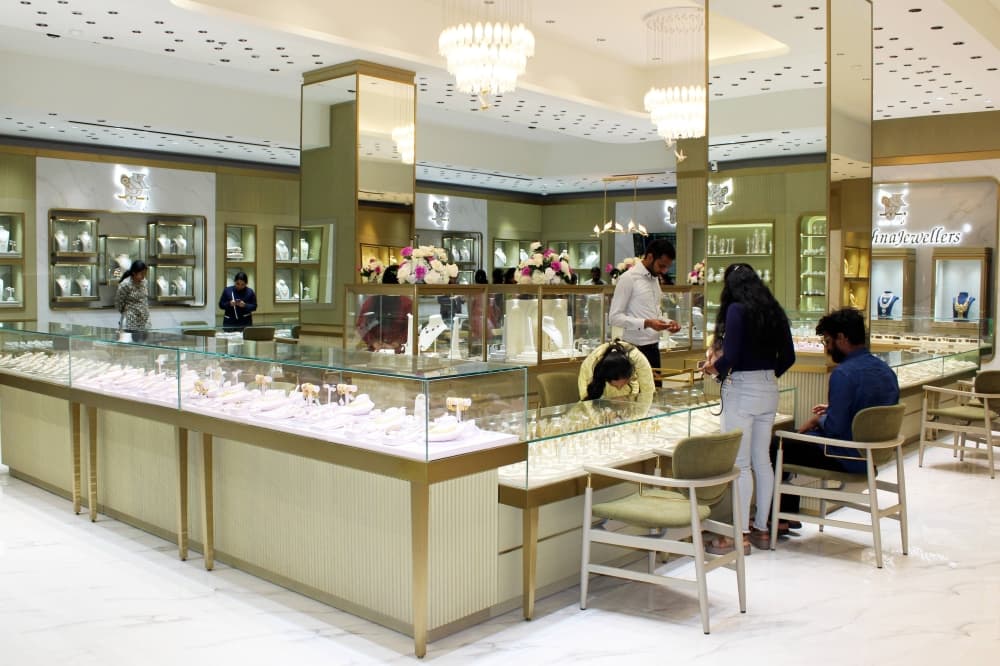 Sri Krishna Jewellers sells gold and diamond collections in Frisco