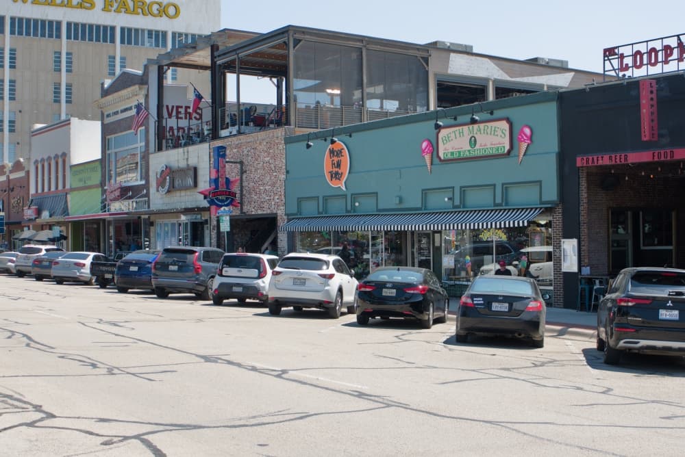 Downtown Denton to see road closures Dec. 1