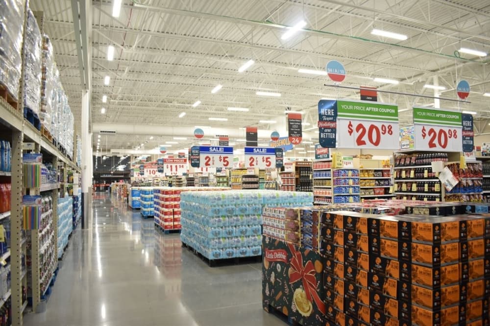 See what grocery stores will be open, closed in Houston on Nov. 27