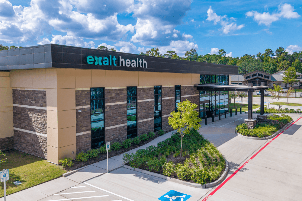 Compassionate rehabilitation team at Exalt Health helping patients achieve better outcomes through individualized therapy, wound care, pulmonary rehab, and continuous support in Montgomery County’s leading rehab hospital.