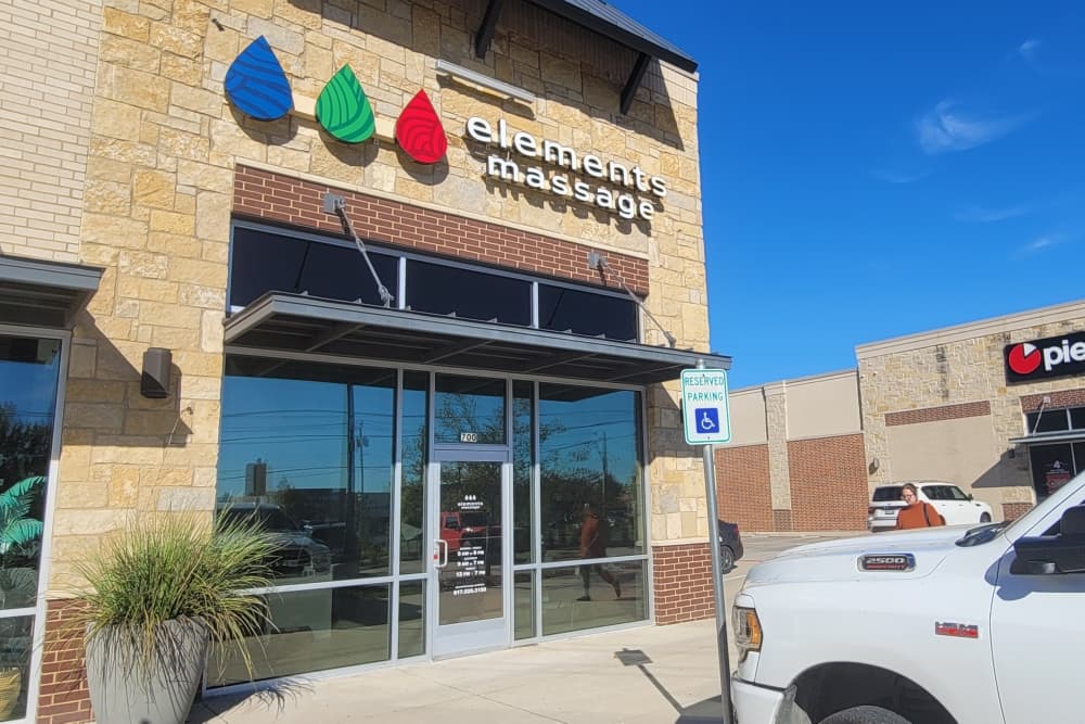 Storefront for Elements Massage in Keller on Nov. 25