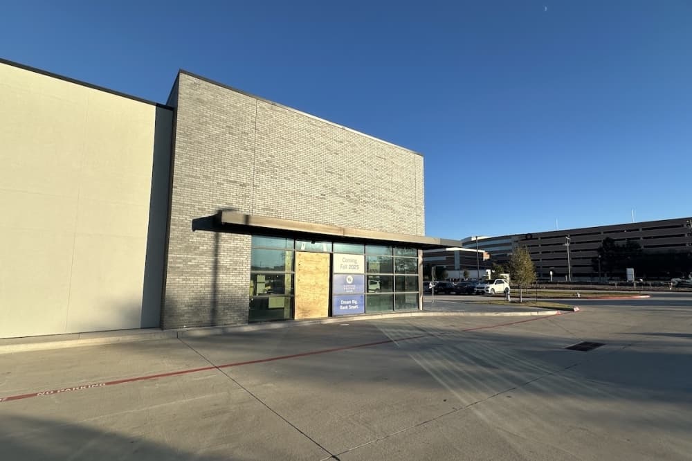 Hancock Whitney bank branch opening on Plano, Richardson border