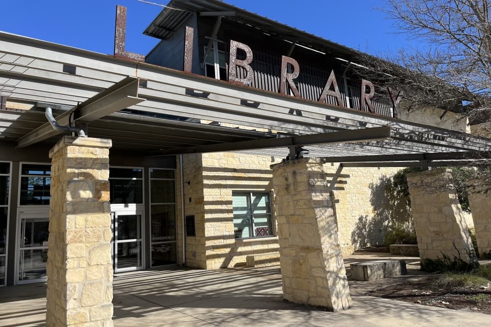 Boerne public library serves community through expanded services, programs