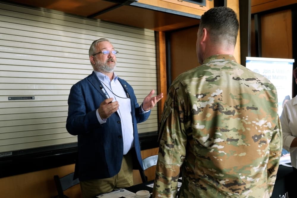 RecruitMilitary supporting veteran employment