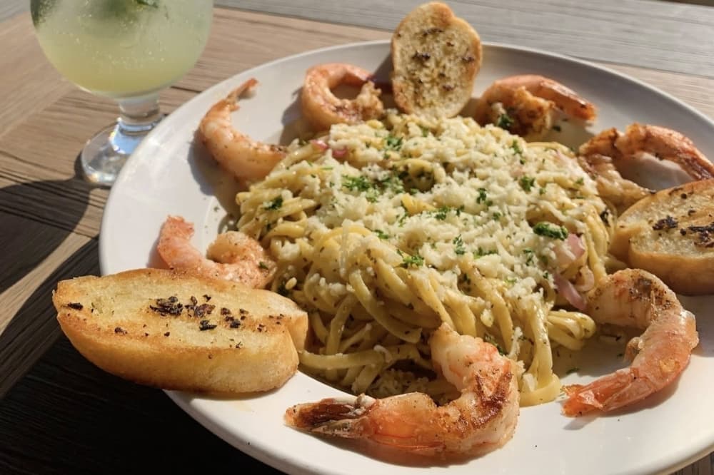 Bakkhus Taverna in Kemah closing in December