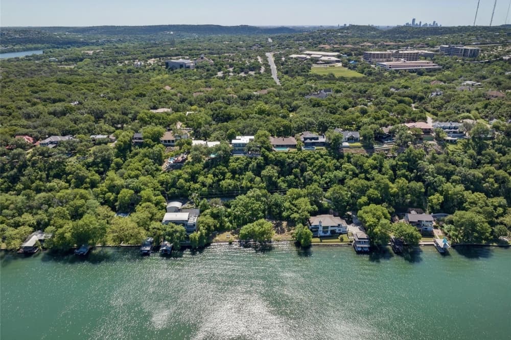 Disannexation, restaurant closures, new homes: 6 trending Austin area stories