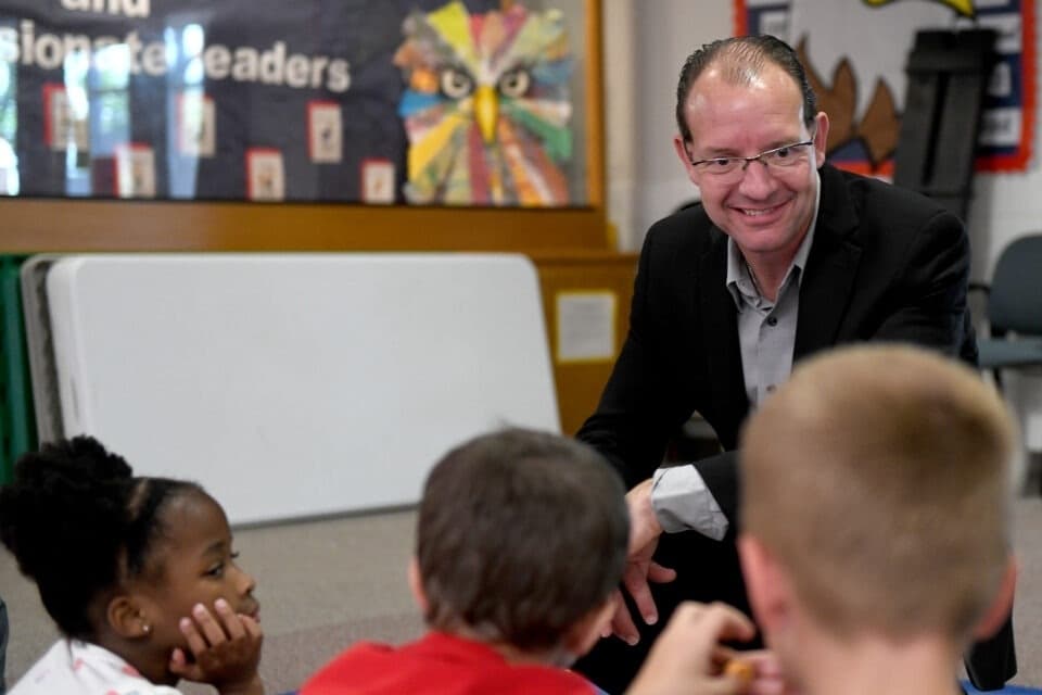 Leander ISD superintendent announces retirement
