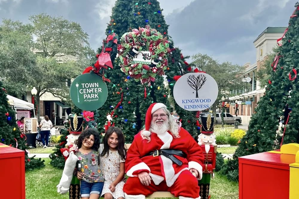 Mistletoe Market, 'A Christmas to Remember': 7 Lake Houston-area events to attend this weekend, Dec. 12-14