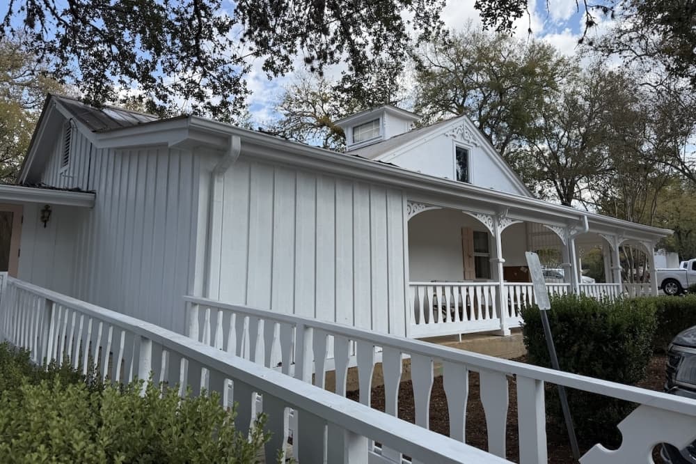 Sunshine Tienda now selling summer-inspired clothing in Gruene