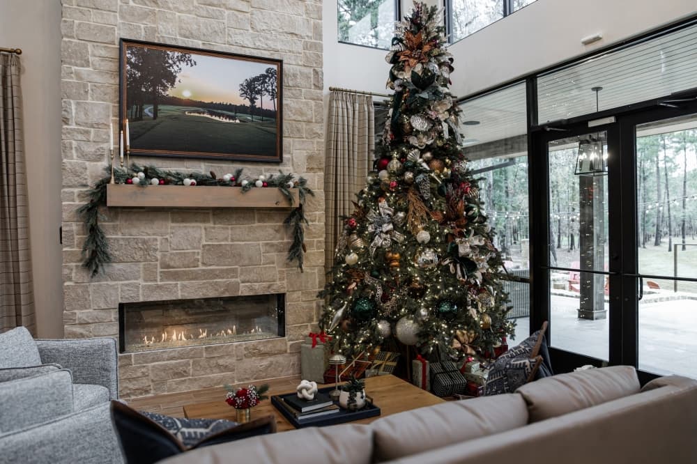 The Hideaway features gathering space for residents of Fairway Pines, The Highlands' 55-and-up section. (Courtesy Caldwell Communities)