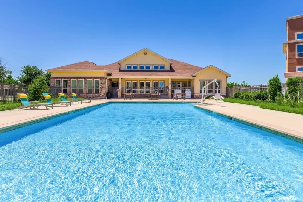 Guide: Check out 18 senior living communities, facilities in Keller, Roanoke, northeast Fort Worth