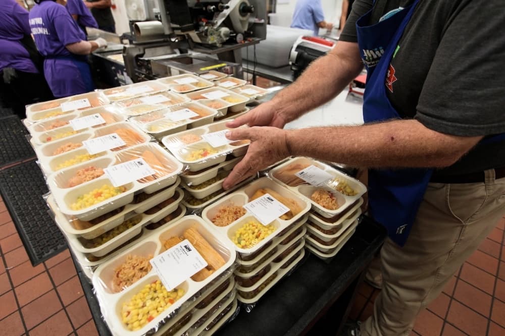 packaged tray lunches