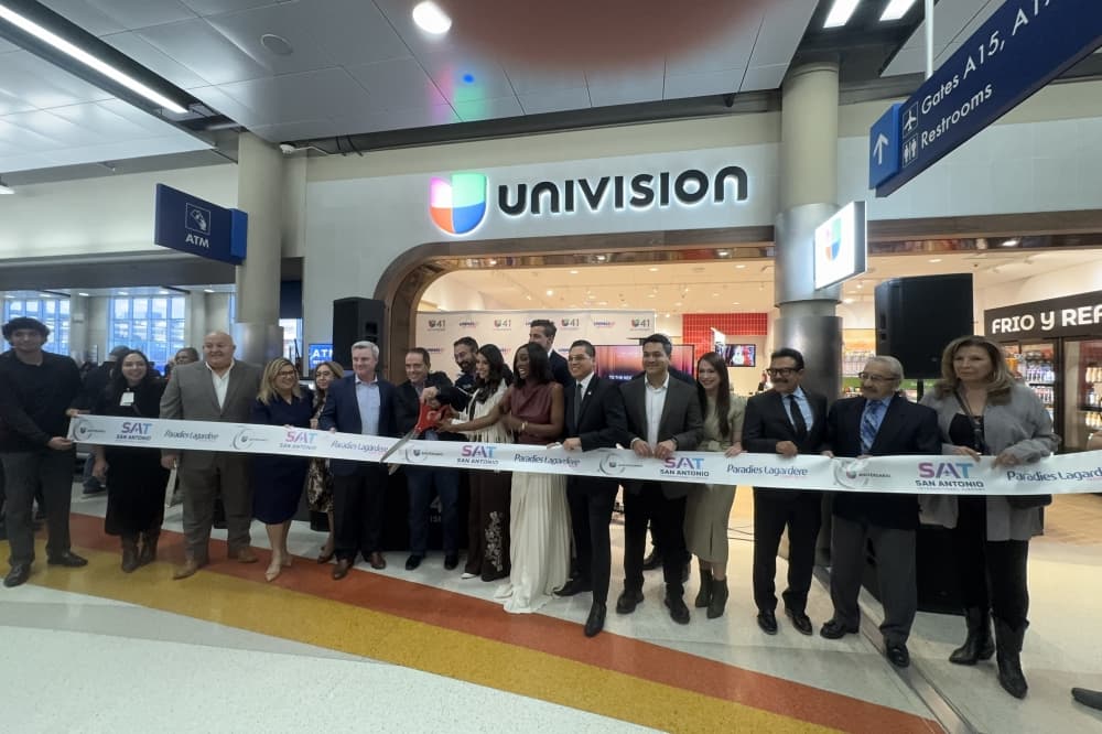 Univision opens store in San Antonio International Airport