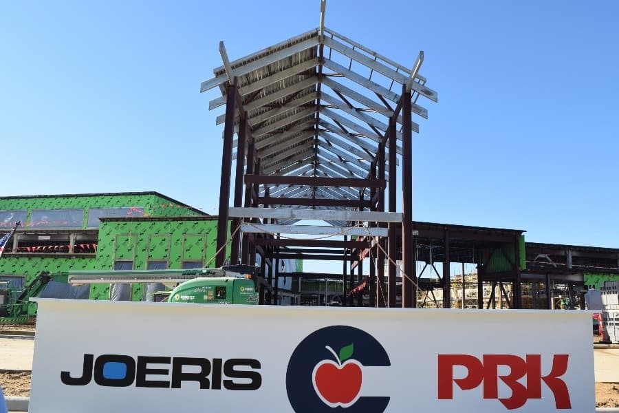 Conroe ISD hosts topping-out ceremony for Timber Mill High School