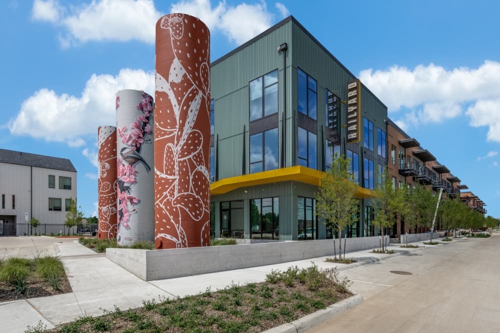 Railyard Modern Living to give specialty tour during ribbon-cutting ceremony