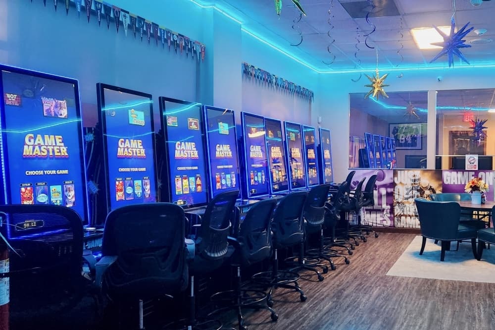 SkillZone Game Room now open after rebranding, relocating in Porter