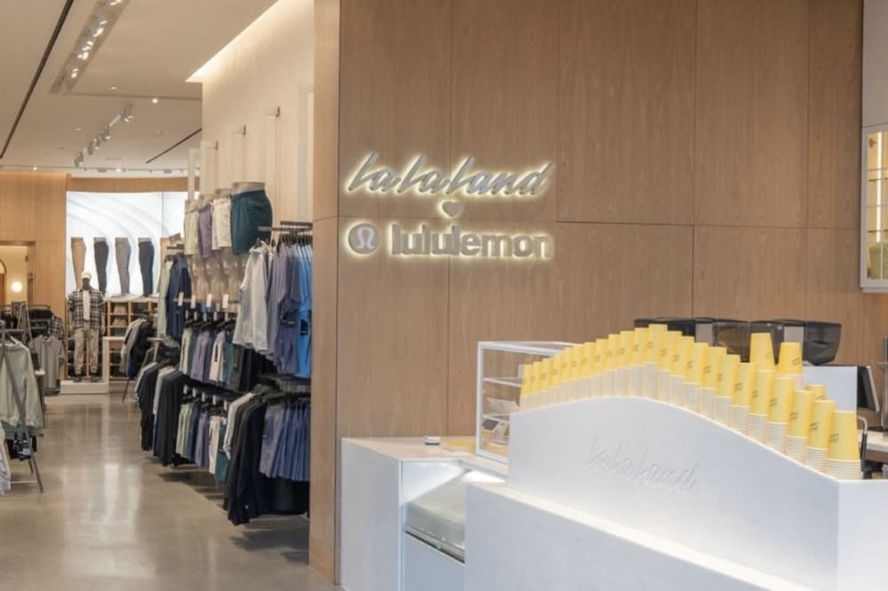 Lululemon, La La Land cafe open under one roof near River Oaks
