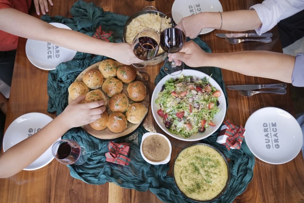 8 fine dining restaurants near Downtown Houston open Christmas Eve, Christmas Day