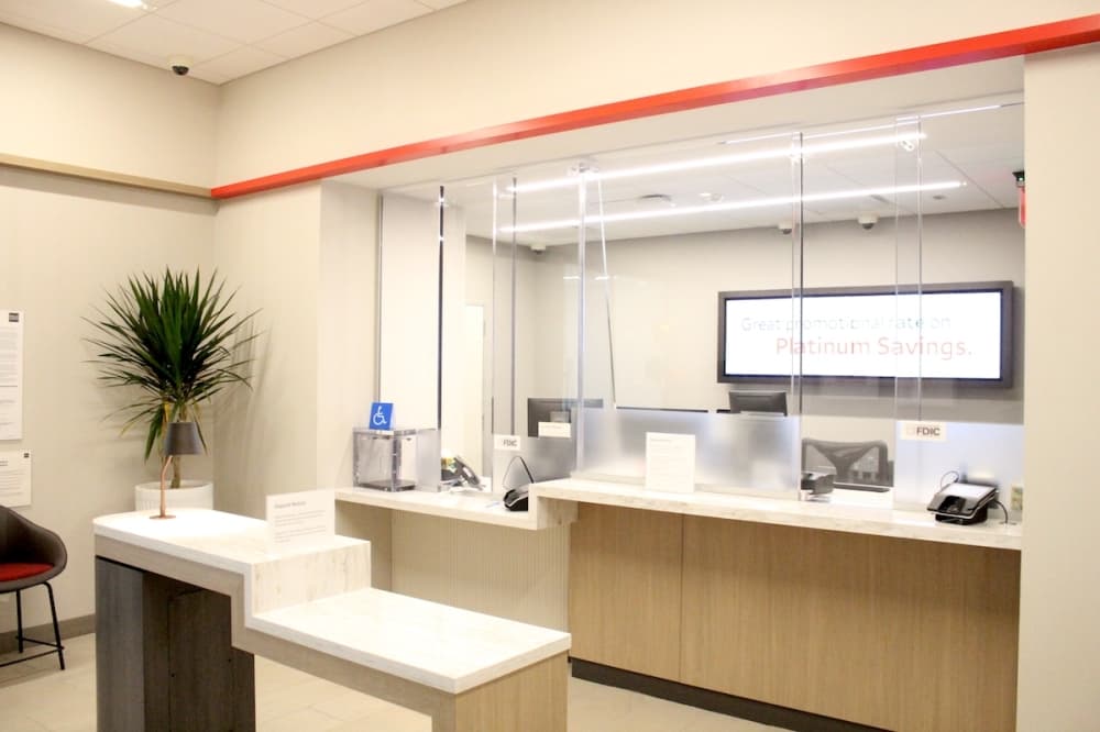 Construction begins on Wells Fargo bank in Valley Ranch Town Center