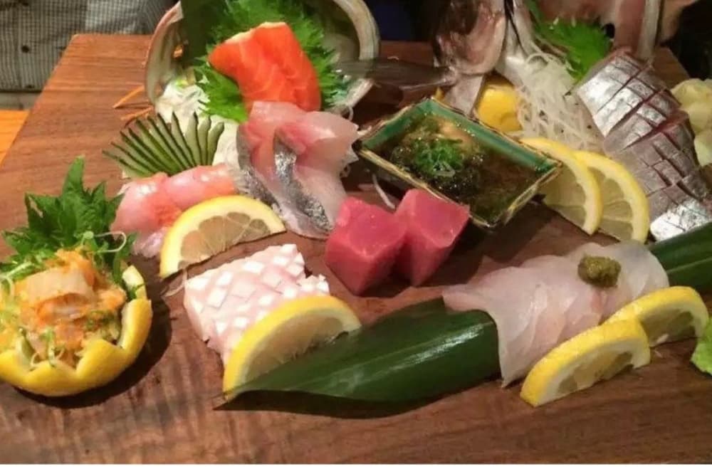 Akashi Sushi & Asian Bistro now open in Magnolia