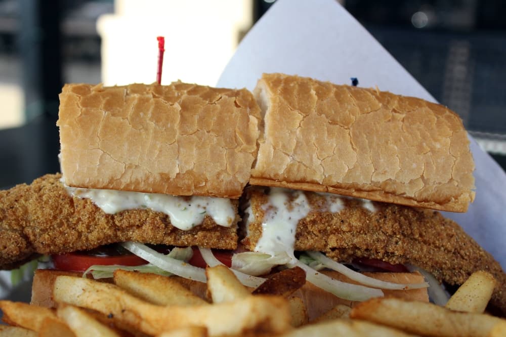 Late-night desserts, po' boys and boba tea: 6 Dallas-Fort Worth restaurant updates