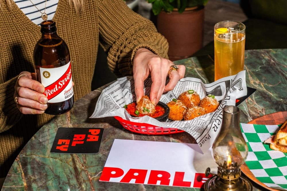 An image of the drinks and food served. 