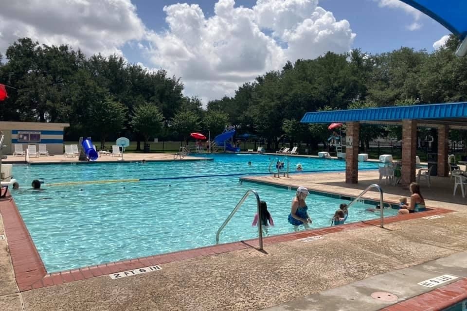Jersey Village to host town hall for new city pool design