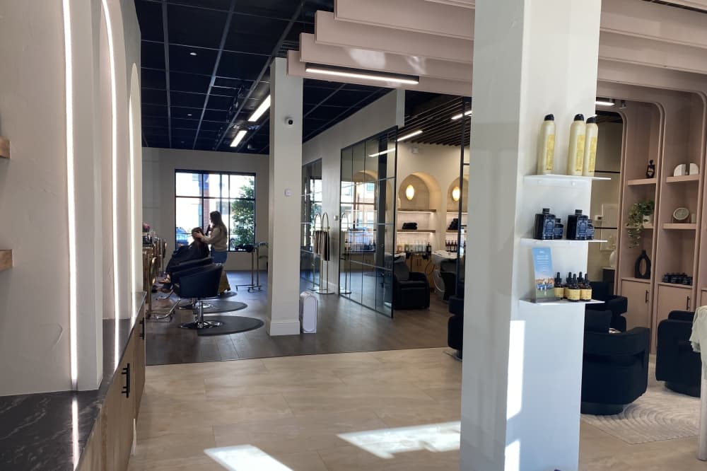 Rhi & Co Salon relocates to larger Highland Village space