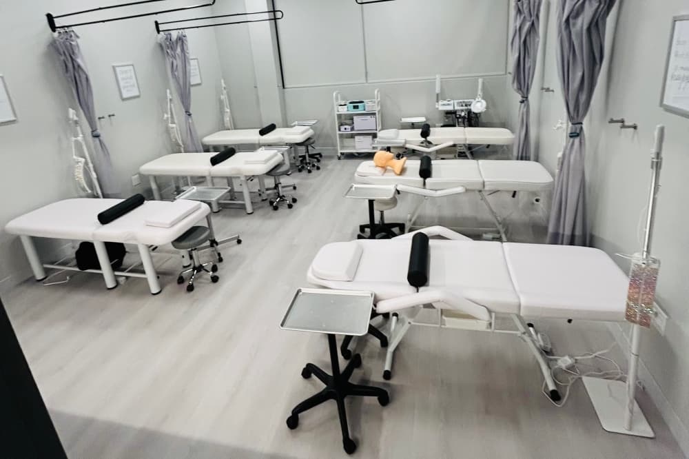 Academy of Aesthetics and Laser offers medical aesthetics training in Flower Mound