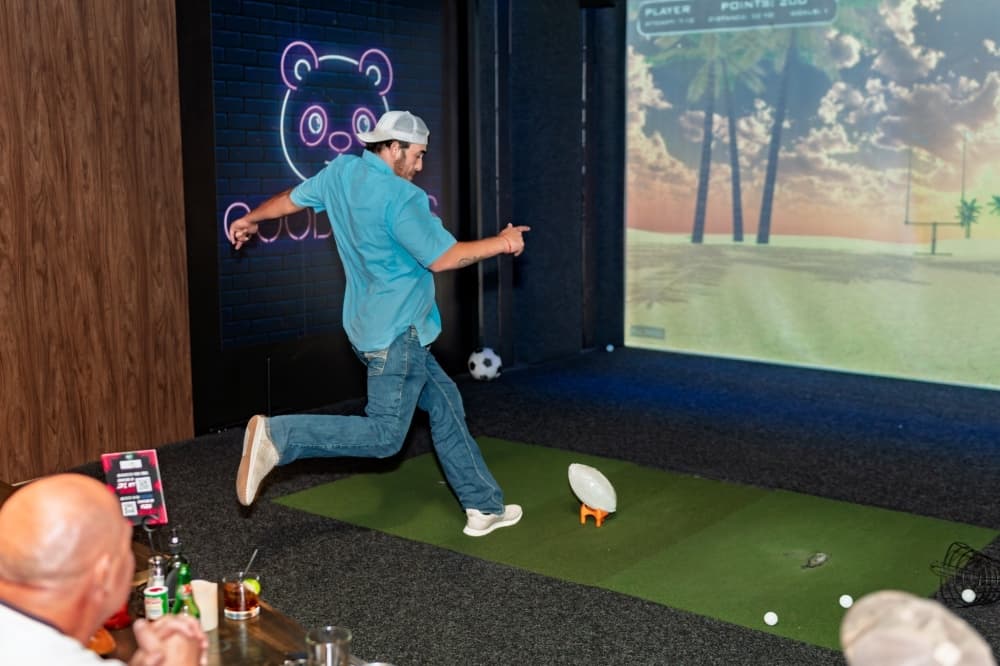 Interactive sports bar shuts down due to increased crime, rising market costs