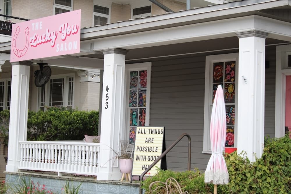 The Lucky You Salon to close its pink door in downtown New Braunfels