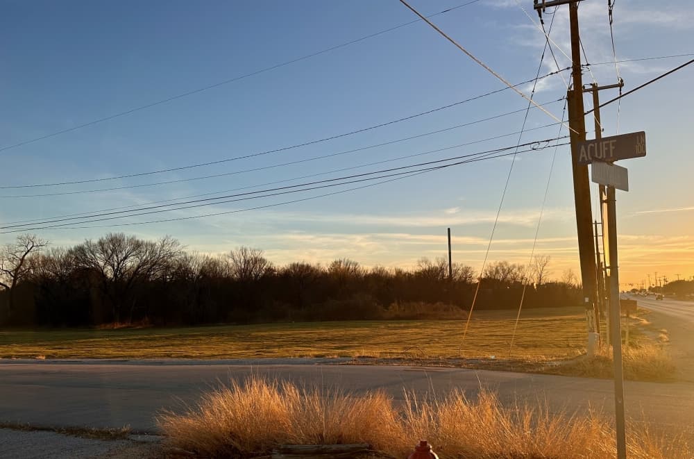 Colleyville officials advance plans for restaurant, retail development on Acuff Lane