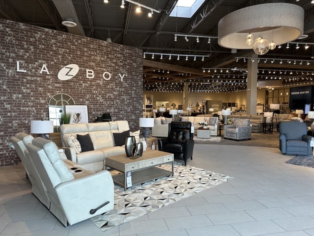 La-Z-Boy now open along Grand Parkway in Tomball