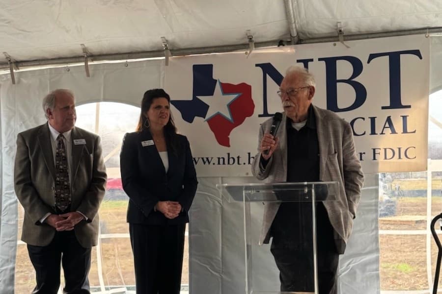 NBT Financial Bank holds groundbreaking for Grapevine location