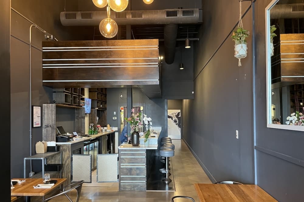 Rice & Oak Thai Texas Grill Kitchen now serving curries, rice bowls