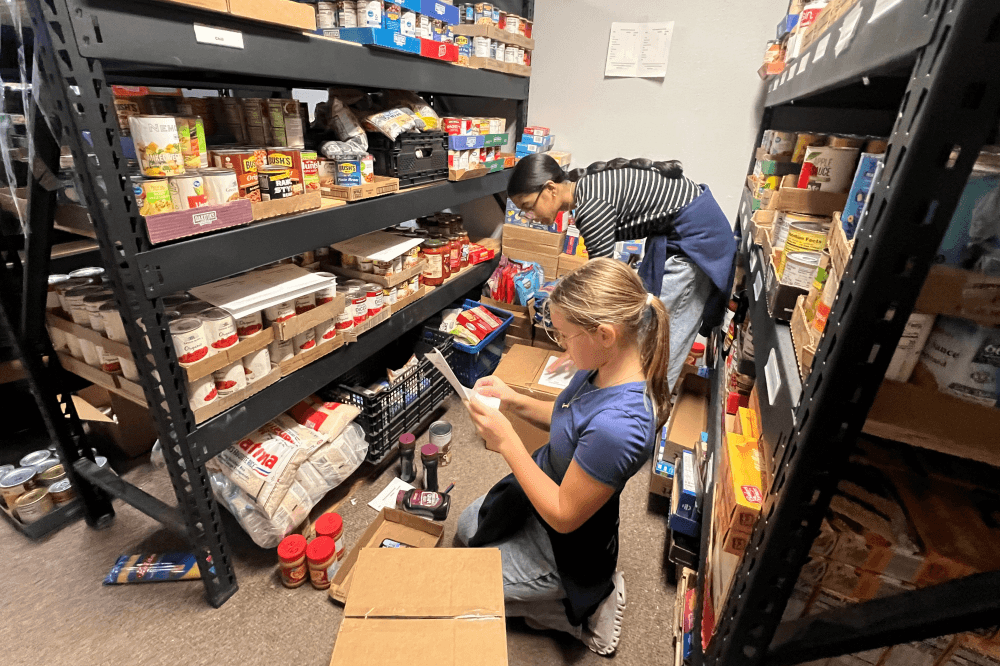 Students in food pantry