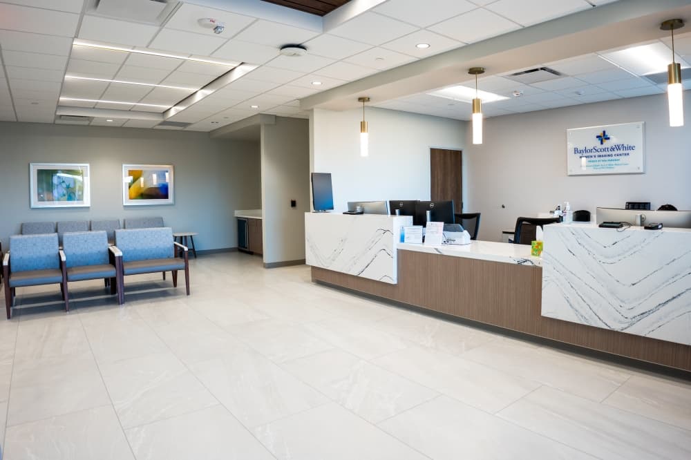 Baylor Scott & White Medical Center – Frisco at PGA Parkway lobby